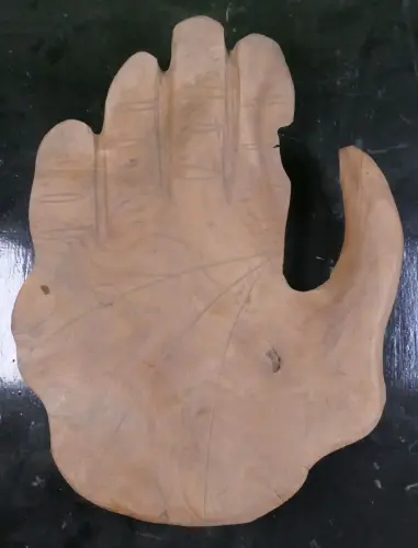 Product image of the product “A hand made from teak root ”